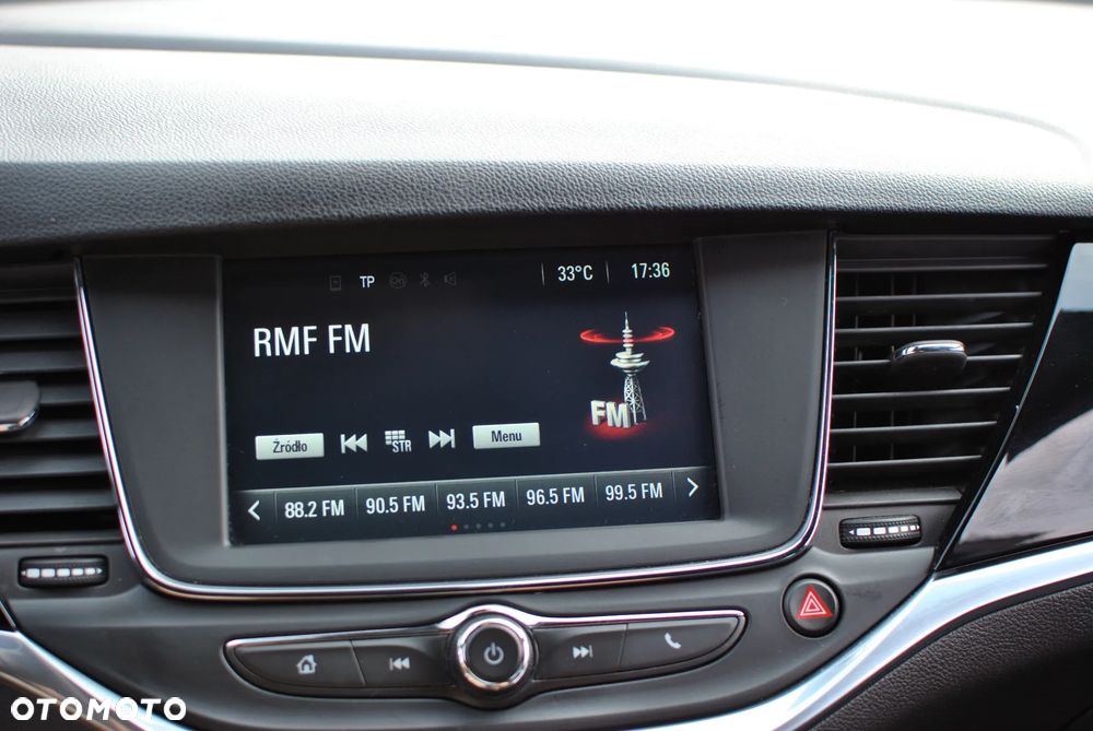 Opel Astra 1.4 T Sport S&S - 27
