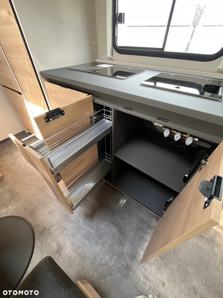 Dethleffs Camper 560 FMK - 7