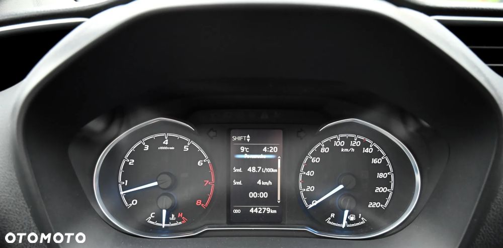 Toyota Yaris - 27