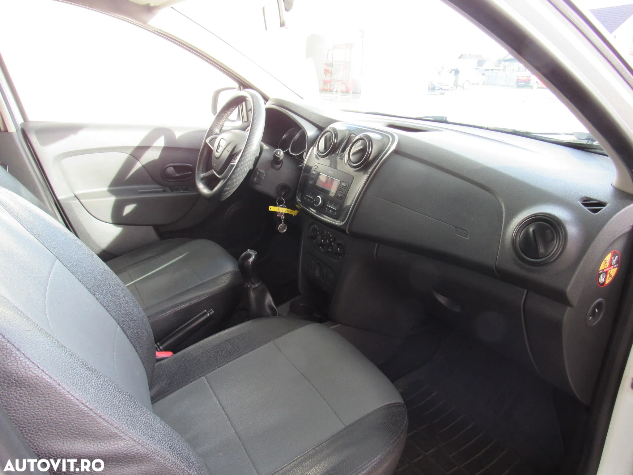 Dacia Logan 0.9 TCe SL PLUS - 12