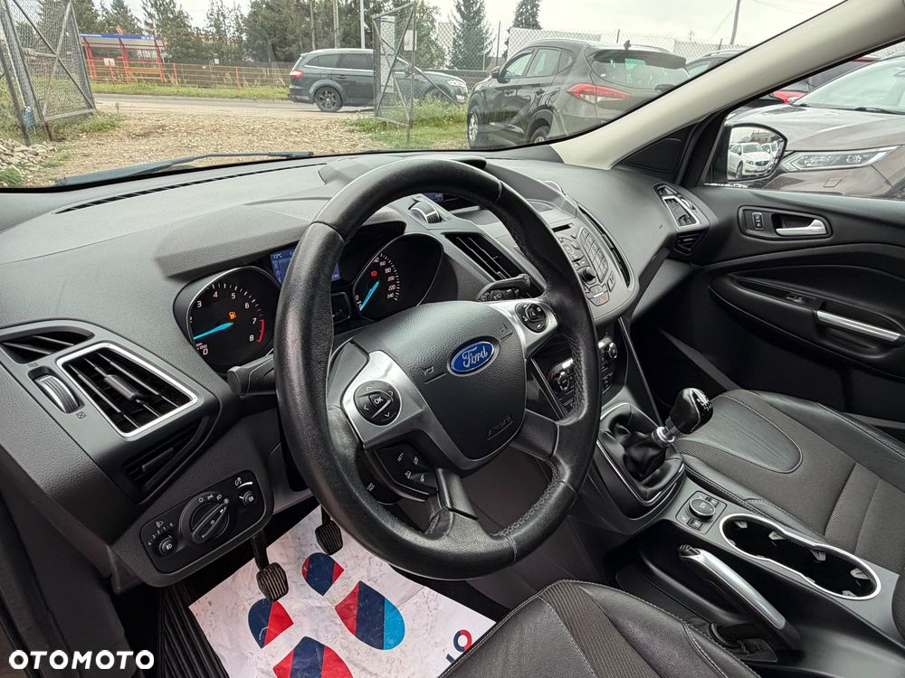 Ford Kuga 1.5 EcoBoost 2x4 Individual - 17