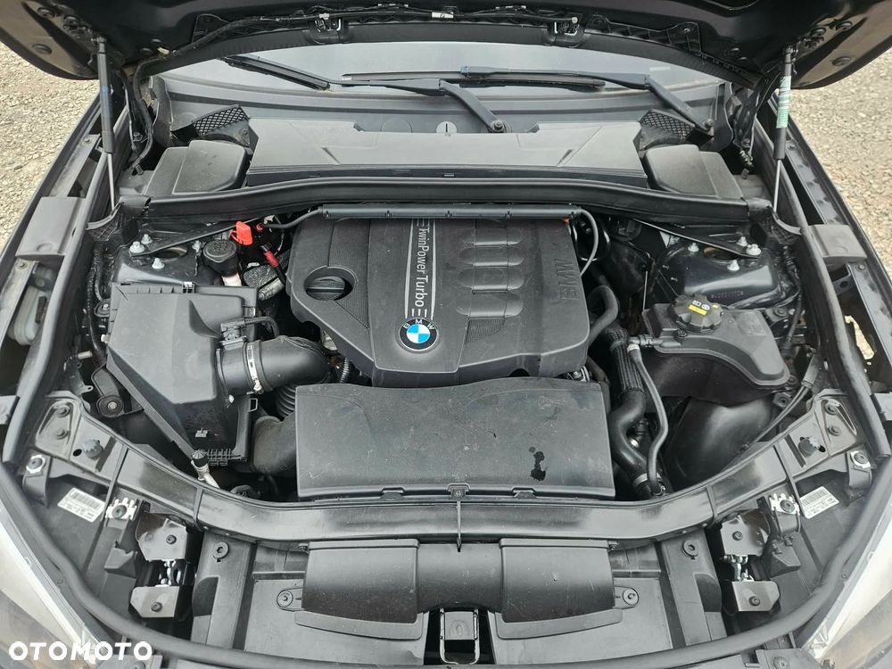 BMW X1 sDrive16d Sport Line - 16