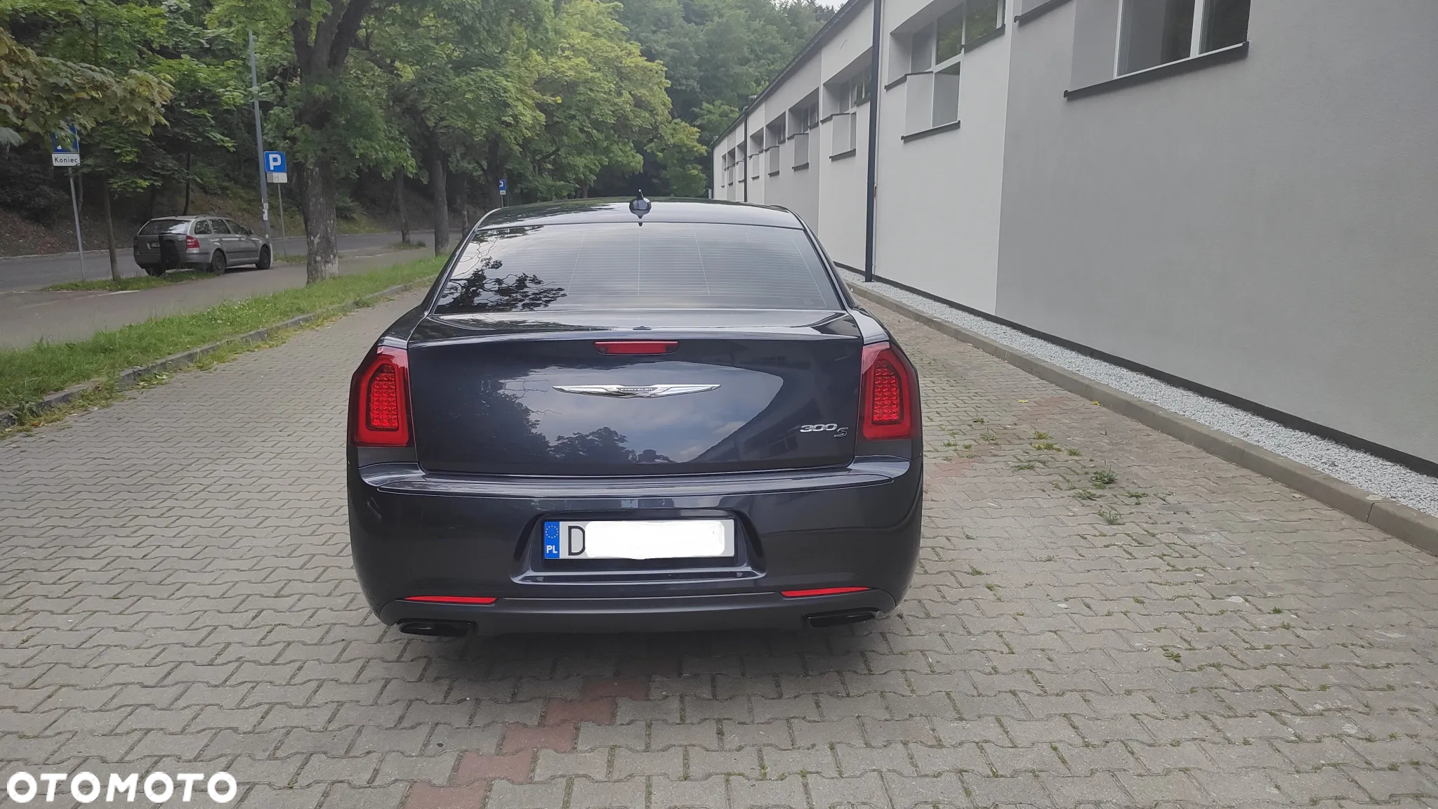 Chrysler 300s - 5