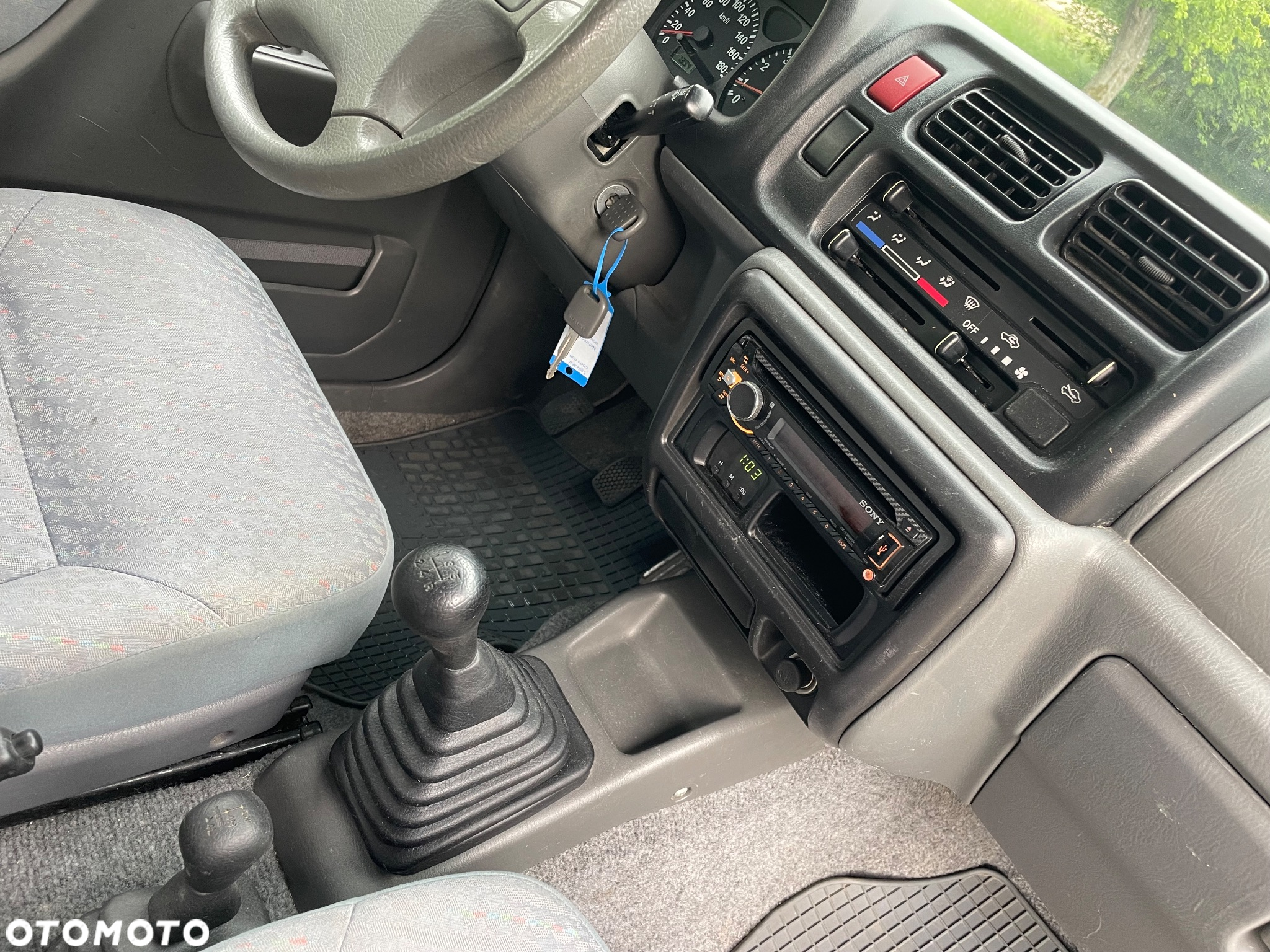 Suzuki Jimny 1.3 - 11