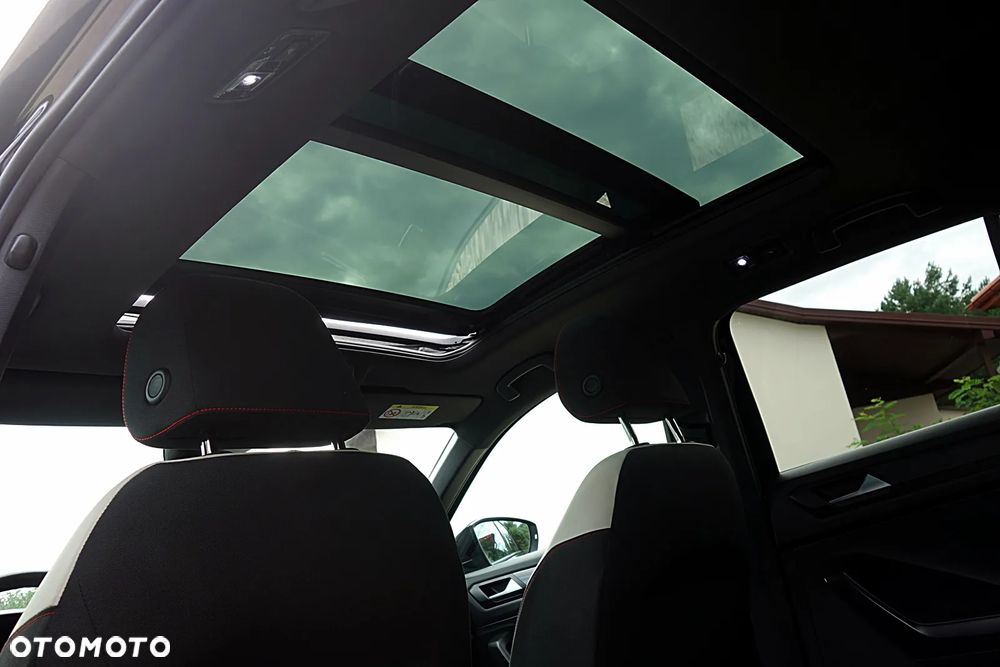 Volkswagen T-Roc 2.0 TDI SCR 4MOTION DSG R-Line - 14