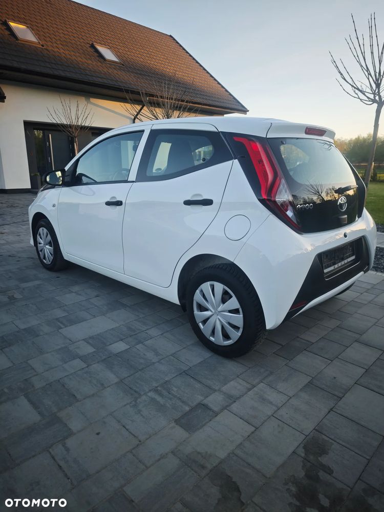 Toyota Aygo x-business - 7