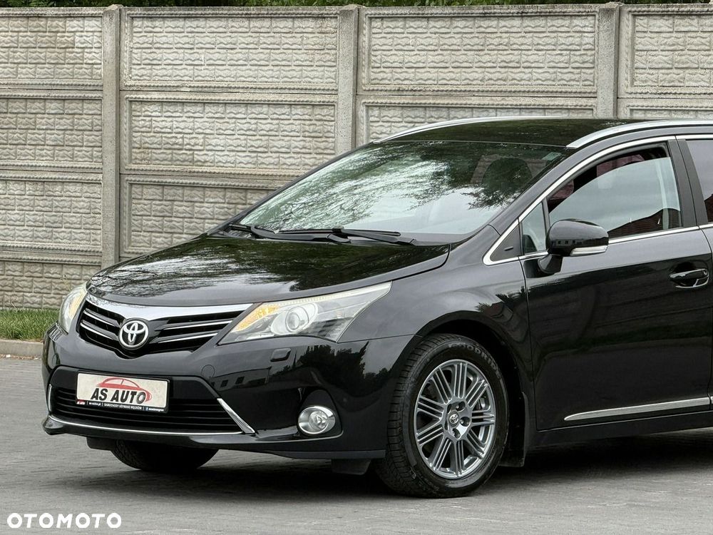 Toyota Avensis 1.8 Executive - 21