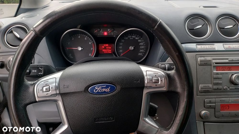 Ford S-Max - 10