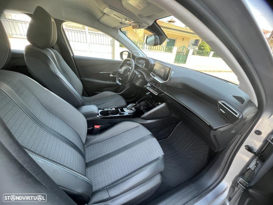 Peugeot e-208 50 kWh Allure Pack - 23