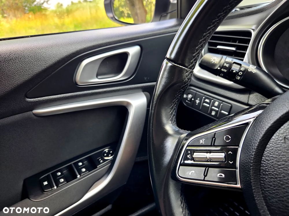 Kia Ceed 1.0 T-GDI M - 33