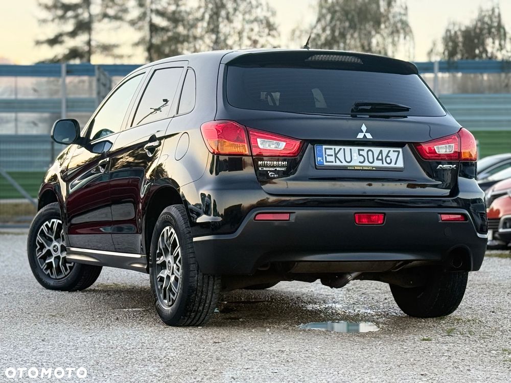 Mitsubishi ASX - 8