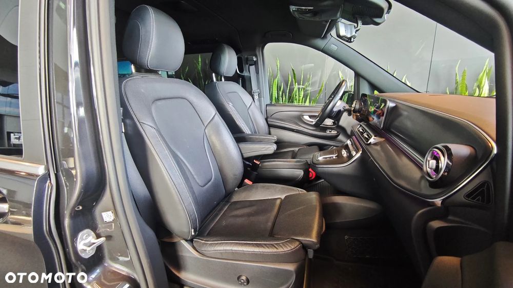 Mercedes-Benz Klasa V 300 d 4-Matic 9G-Tronic Avantgarde (d³ugi) - 13