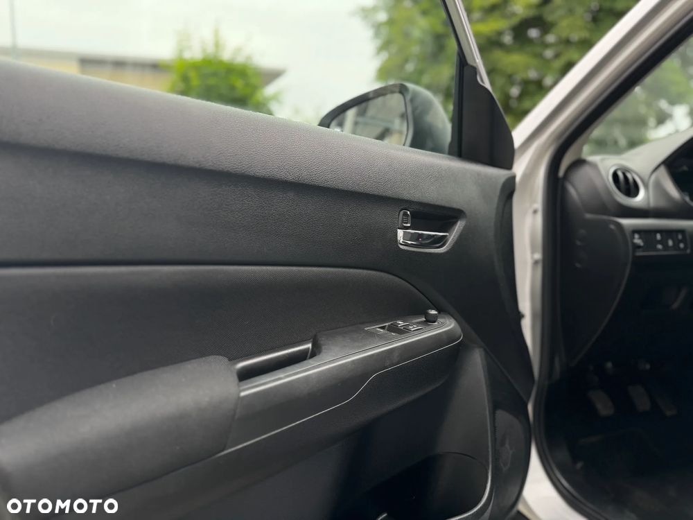 Suzuki Vitara 1.4 Boosterjet mHEV Premium 2WD - 14