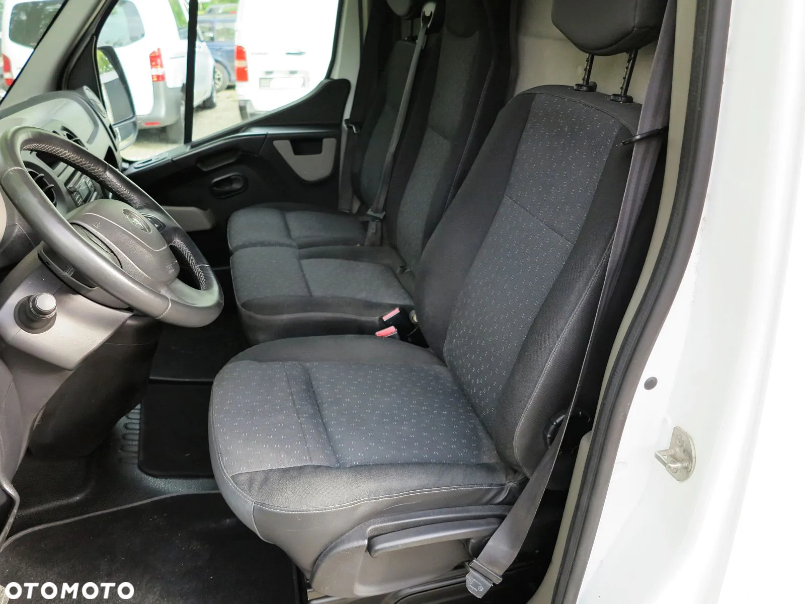 Opel Movano - 8