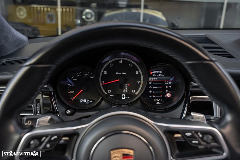 Porsche Macan Turbo PDK - 17