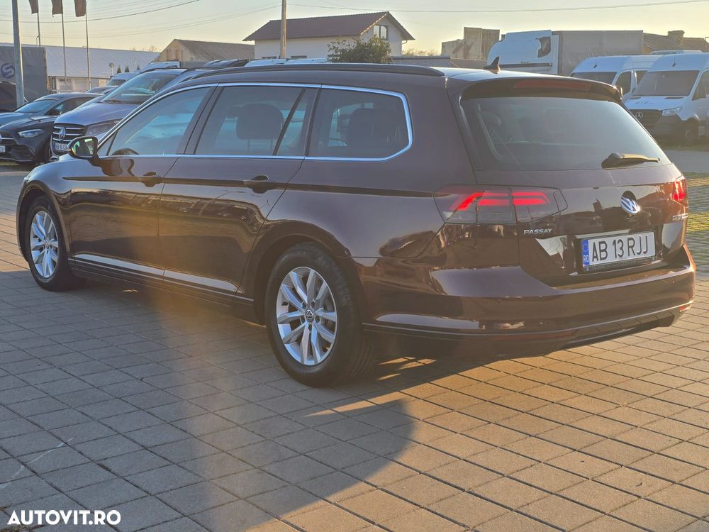 Volkswagen Passat - 5