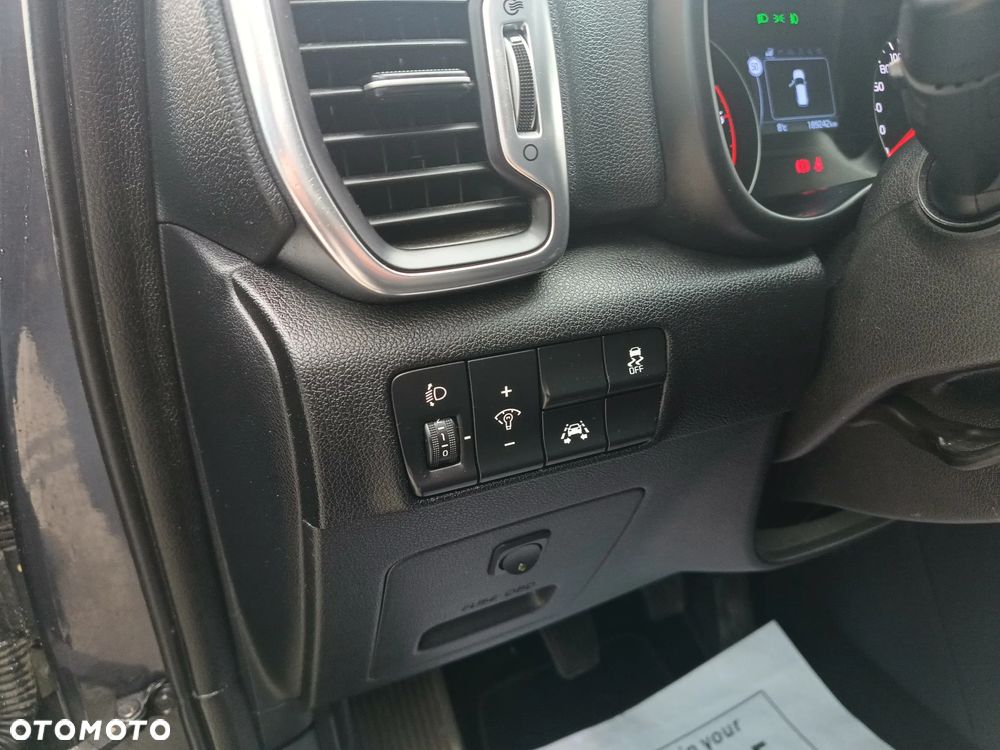 Kia Sportage 1.7 CRDI Business Line 2WD - 23