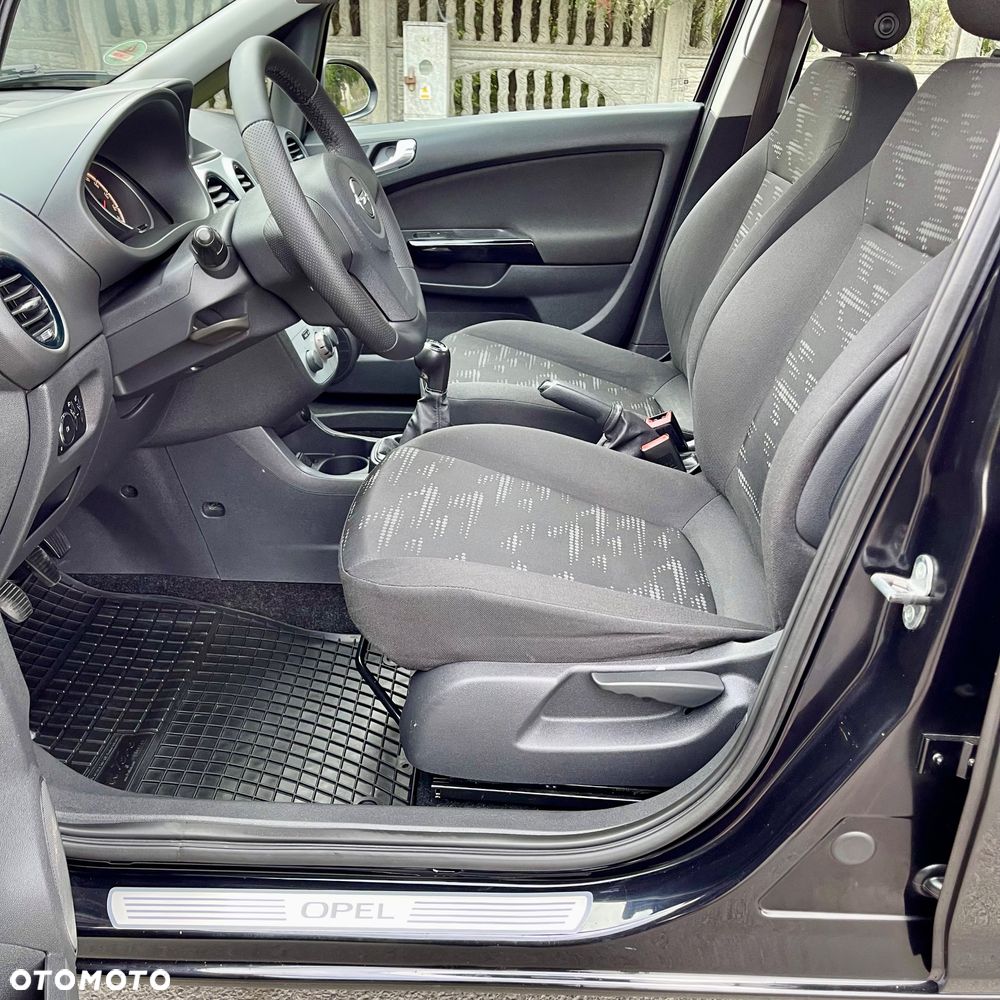 Opel Corsa 1.4 16V Color Edition - 15