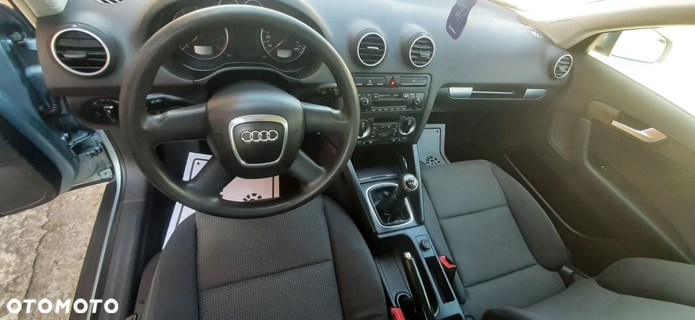 Audi A3 Sportback - 38