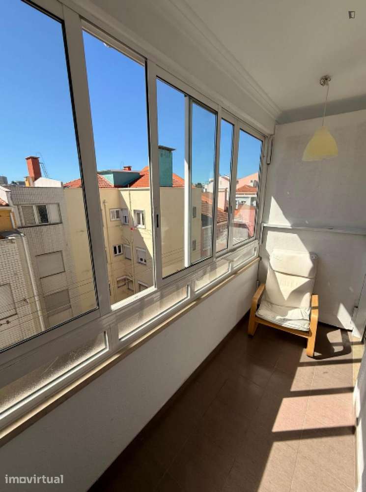 Quarto - localizado em Entrecampos Lisbon - Grande imagem: 4/8