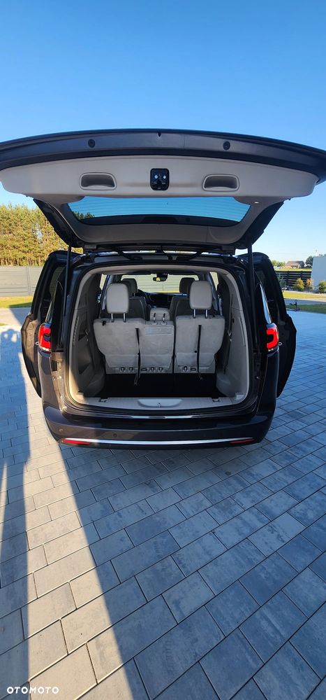 Chrysler Pacifica - 6