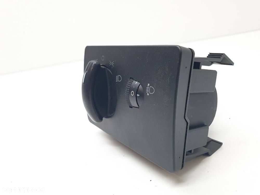 PRZEŁACZNIK WŁĄCZNIK ŚWIATEŁ FORD C-MAX MK1 EU 3M5T13A024EB - 3