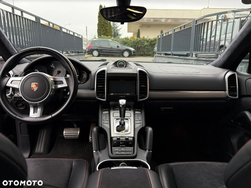 Porsche Cayenne GTS Tiptronic S - 14