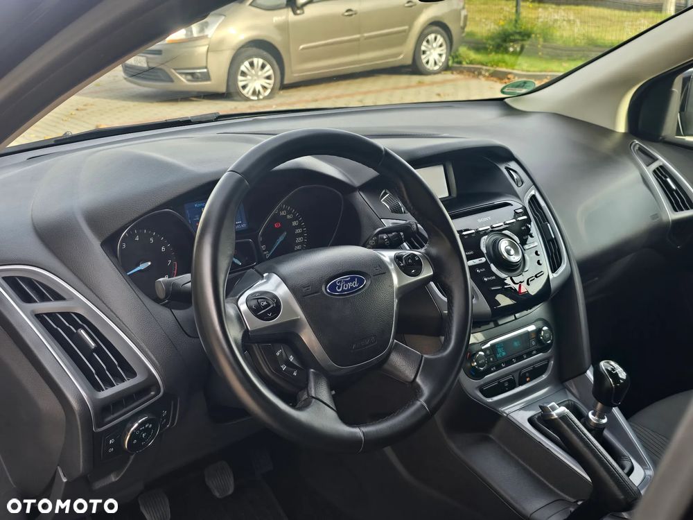 Ford Focus - 16