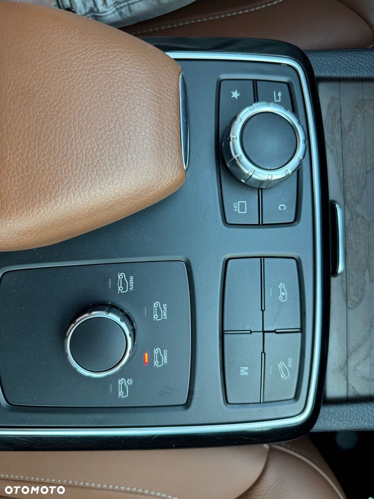 Mercedes-Benz GLE 350 d 4Matic 9G-TRONIC AMG Line - 36