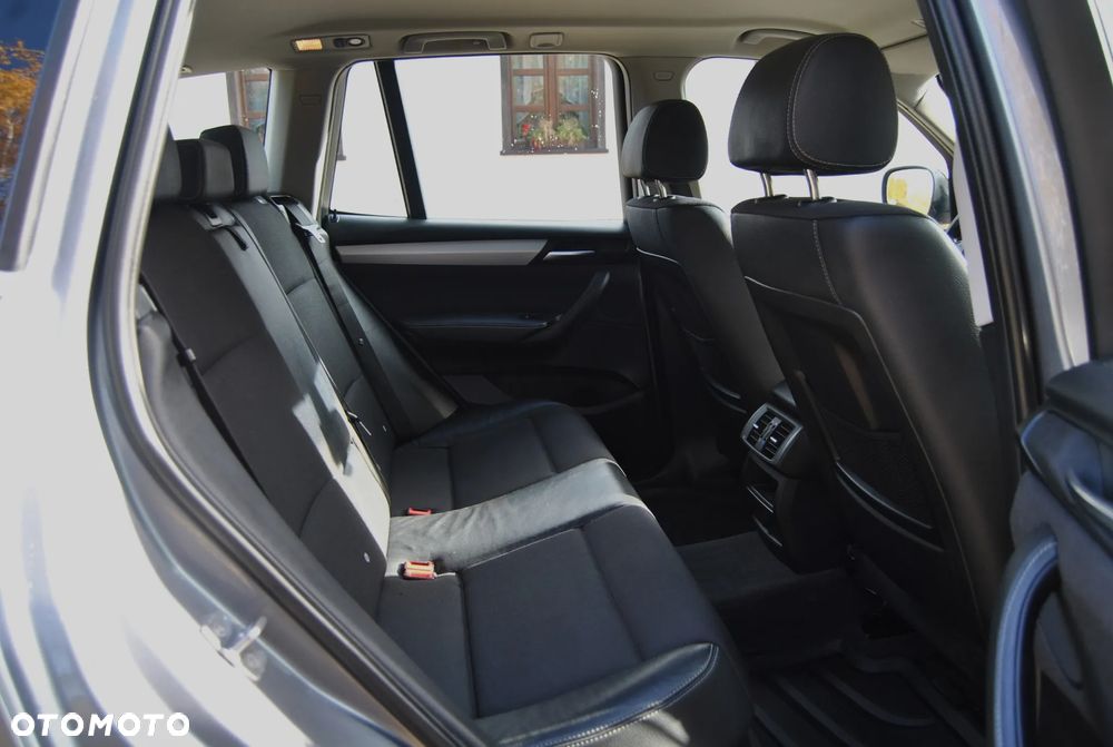 BMW X3 xDrive20d - 8