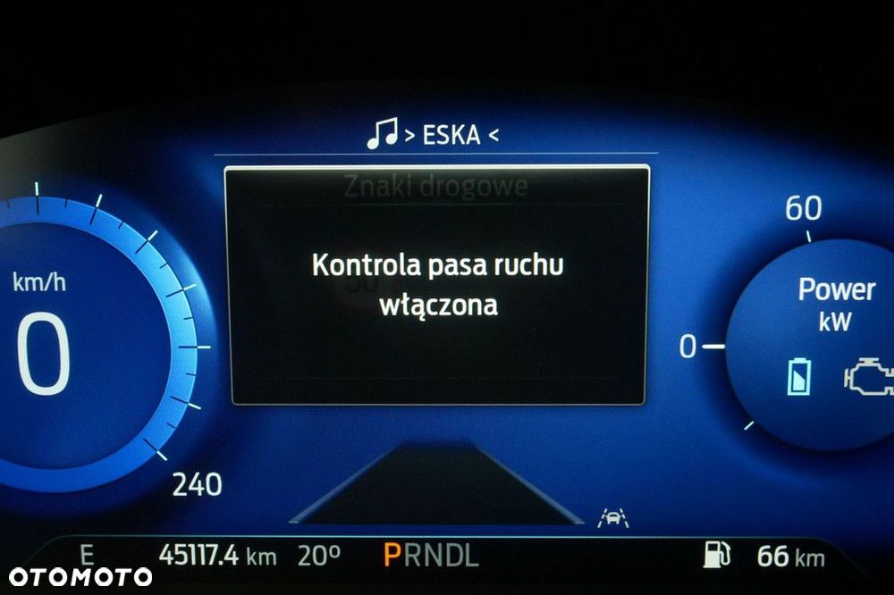 Ford Kuga - 40