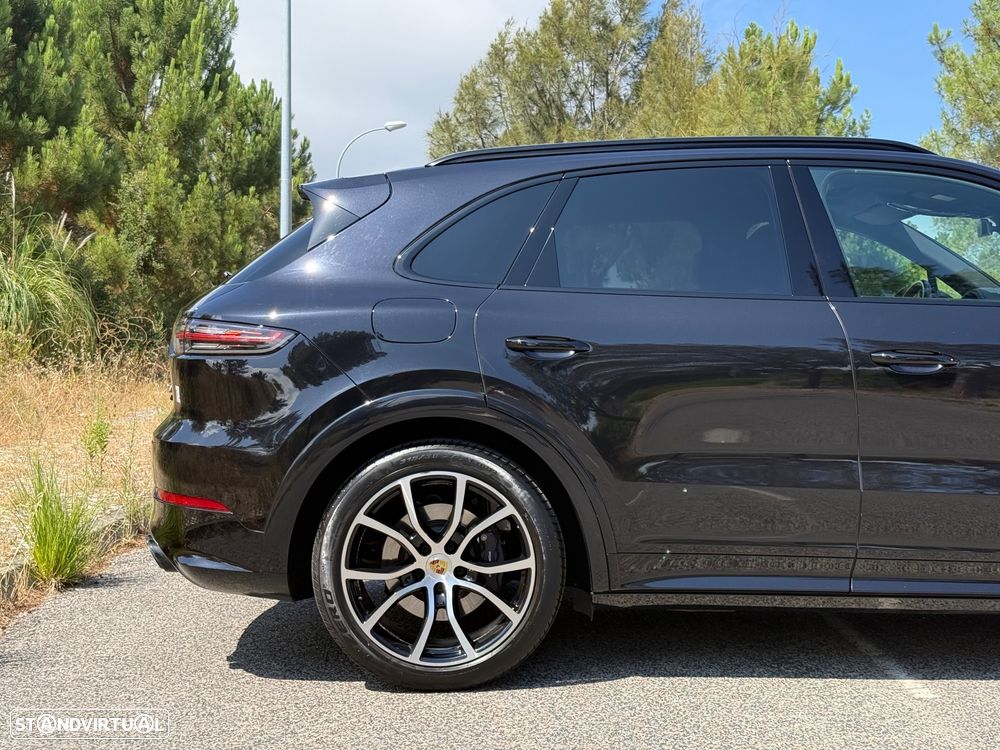 Porsche Cayenne E-Hybrid Tiptronic S Platinum Edition - 19