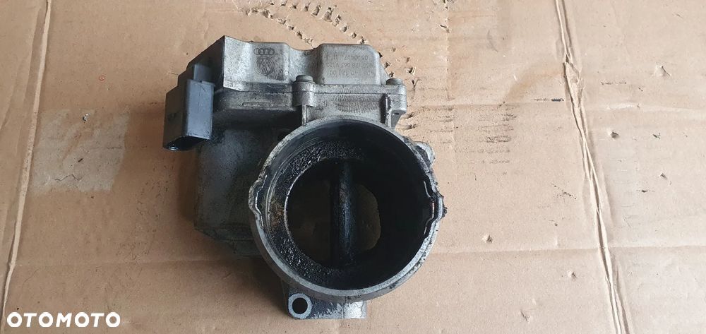 Przepustnica Audi A3 8P 1.9 TDI 03G128063V 03G128063 - 1