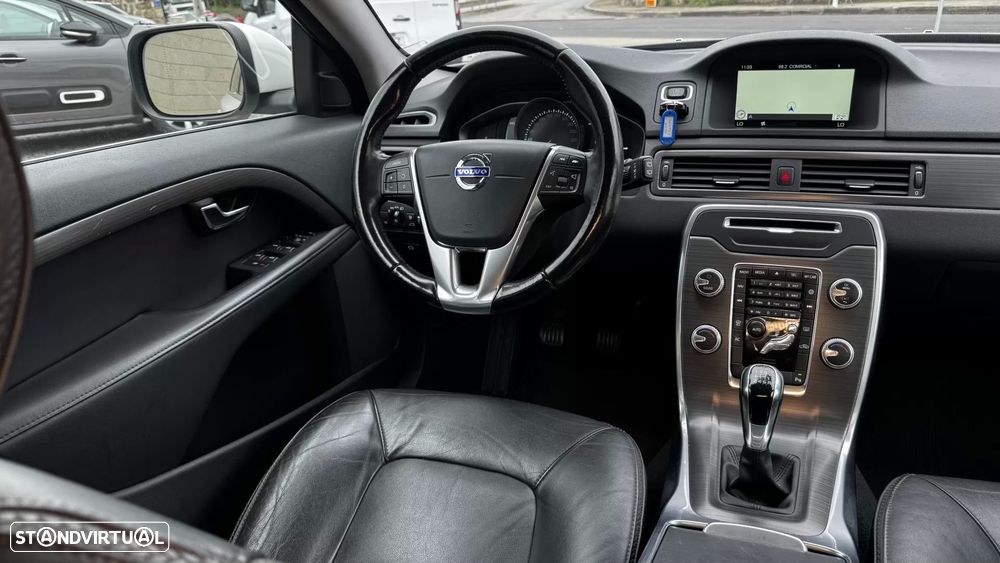 Volvo XC 70 2.0 D4 Momentum - 30