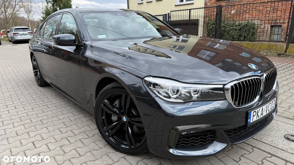 BMW Seria 7 740i - 2