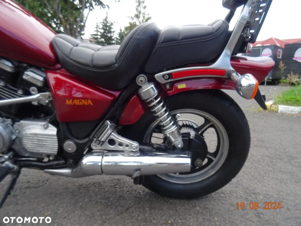 Honda VF - 10