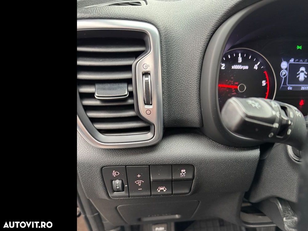 Kia Sportage 2.0 DSL 6AT 4x4 Style - 12