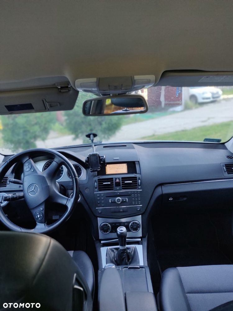 Mercedes-Benz Klasa C 220 CDI DPF - 11