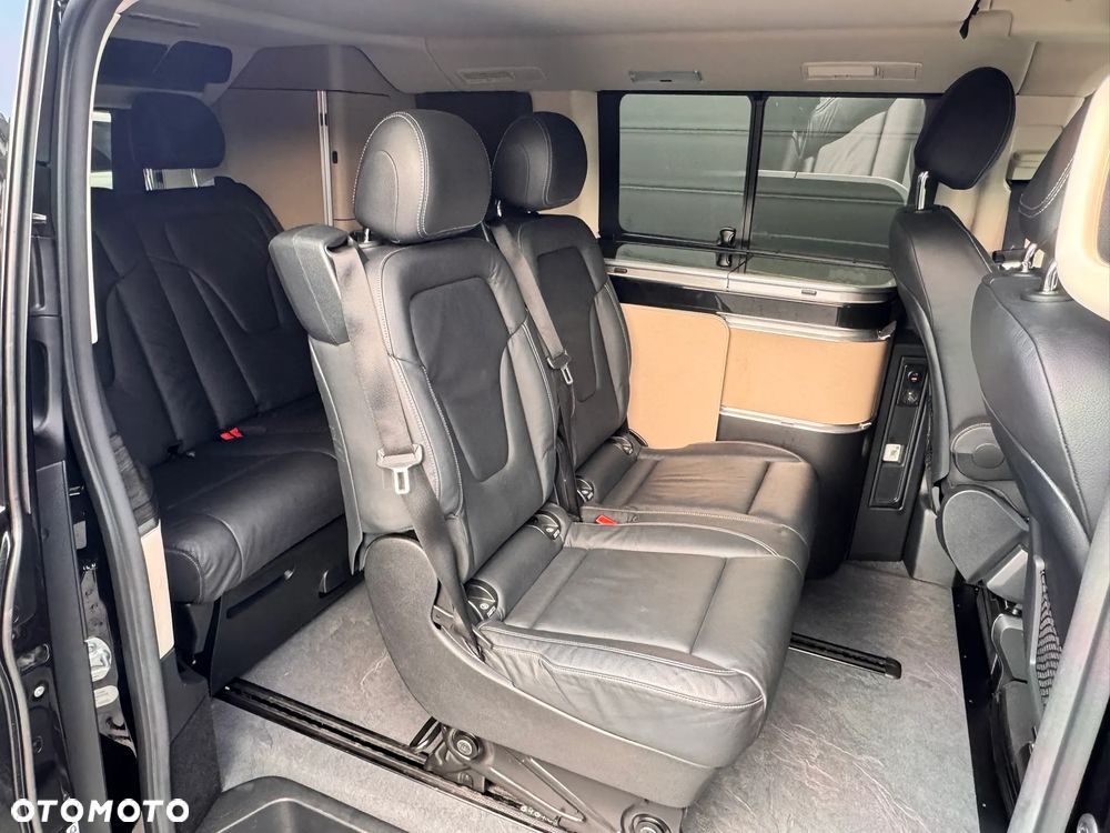Mercedes-Benz Klasa V 300 d 4-Matic Exclusive 9G-Tronic (długi) - 14