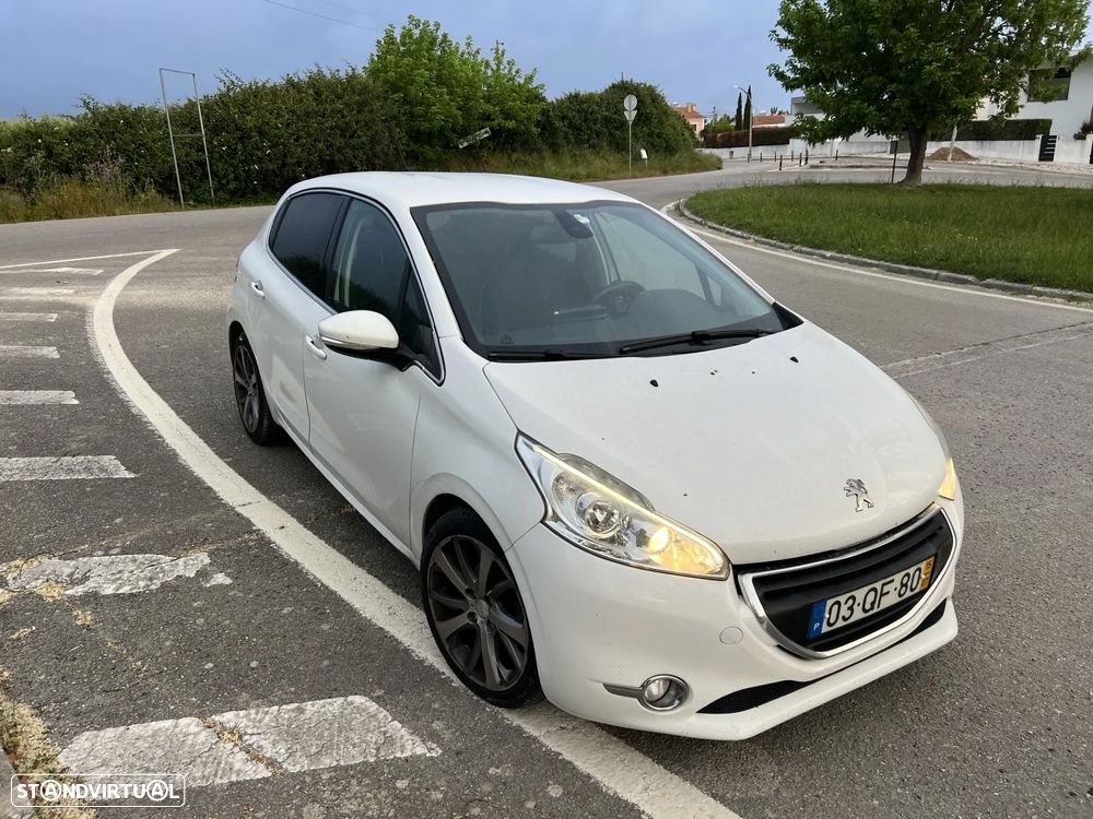 Peugeot 208 1.6 BlueHDi Allure - 3