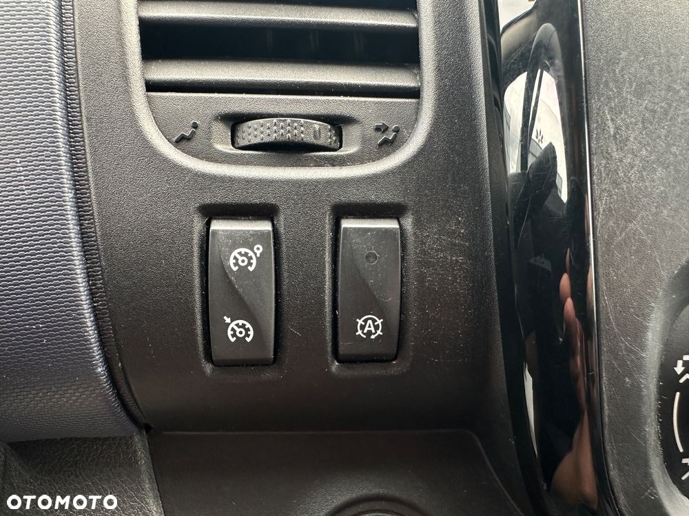 Opel Vivaro L2H1 2,9t Elegance - 16