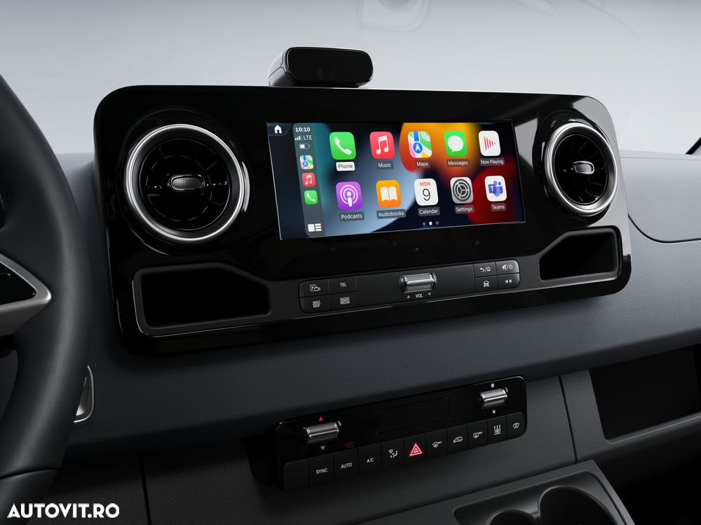 Mercedes-Benz Sprinter 517 - furgon roata dubla - detarat 3.500 kg - 7