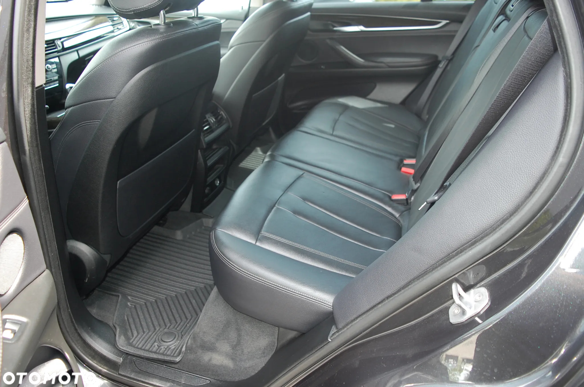 BMW X5 xDrive25d - 28