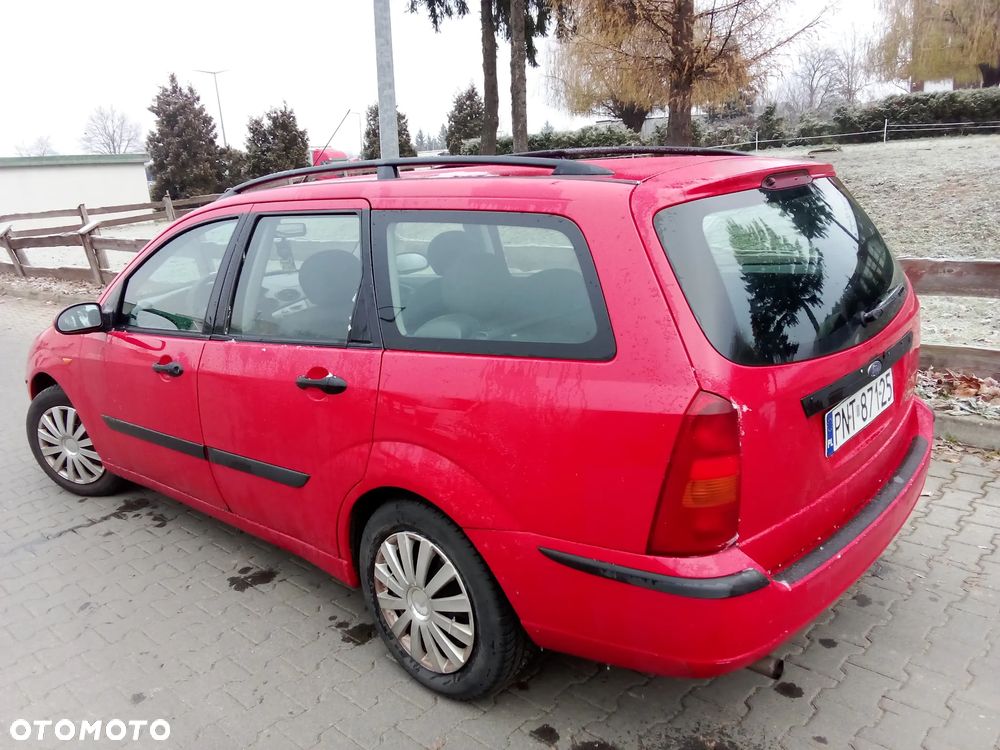 Ford Focus 1.4 Trend - 6