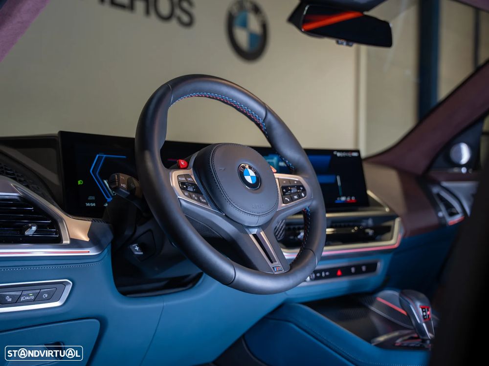 BMW XM 50e - 8