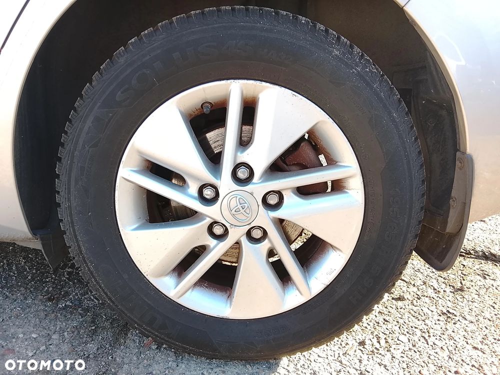 Toyota Auris Hybrid 135 Active - 10