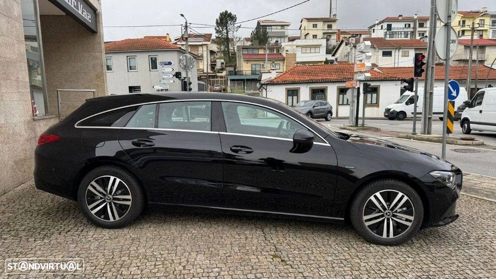 Mercedes-Benz CLA 250 e Shooting Brake Progressive - 4