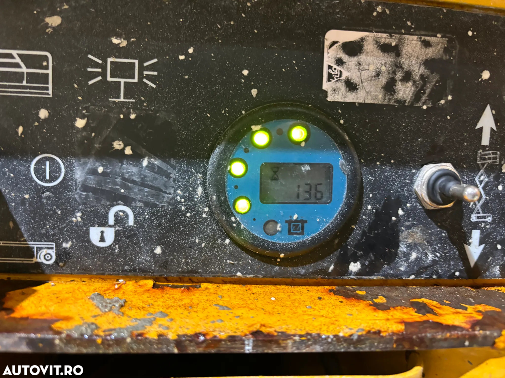 Haulotte Compact8 - 8m baterii noi  (A140) - 6