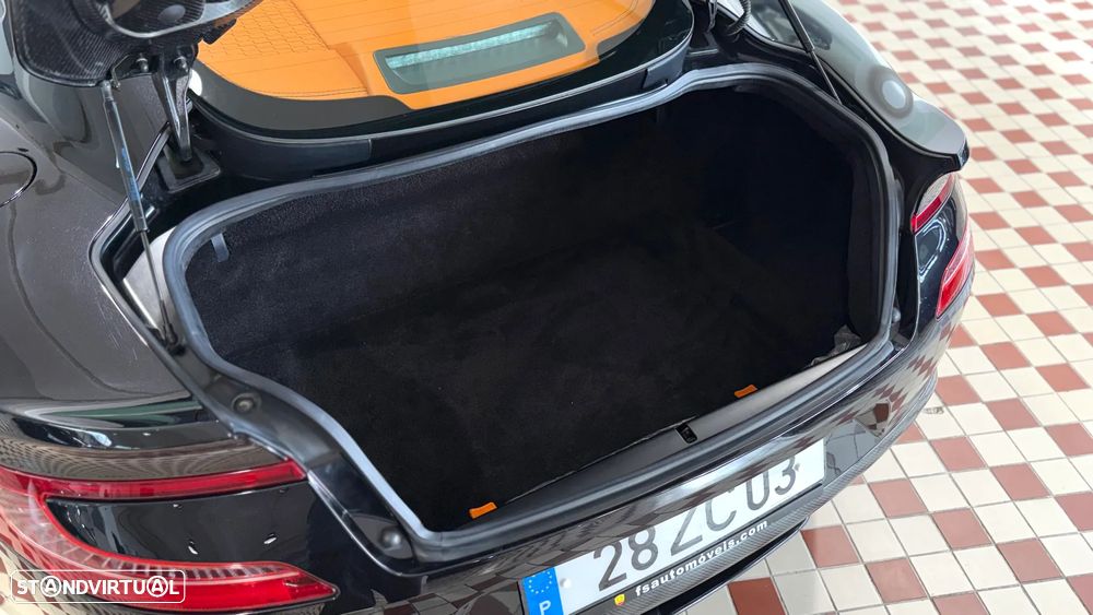 Aston Martin Vanquish Touchtronic 2 - 40