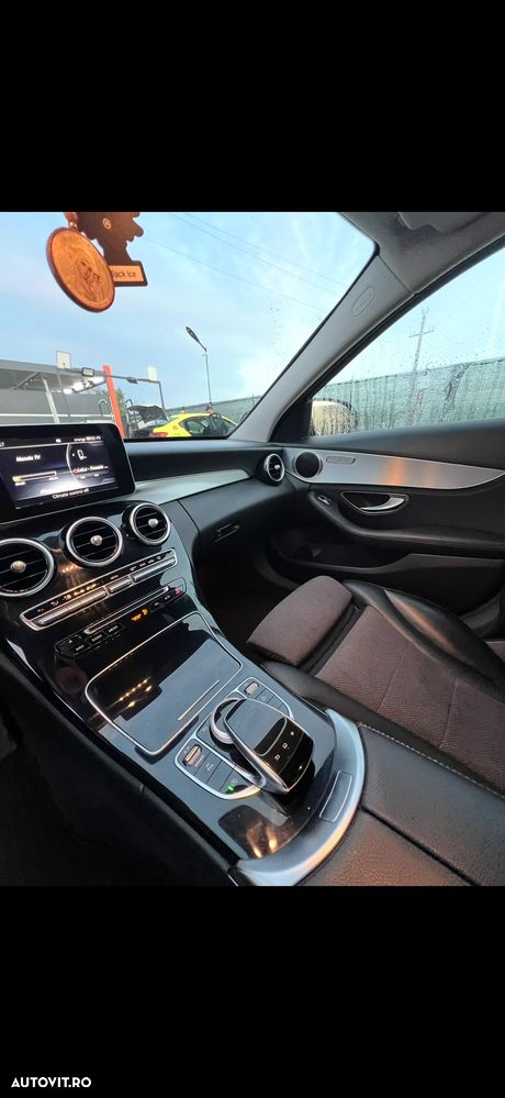 Mercedes-Benz C 220 CDI DPF Automatik BlueEFFICIENCY Avantgarde - 7